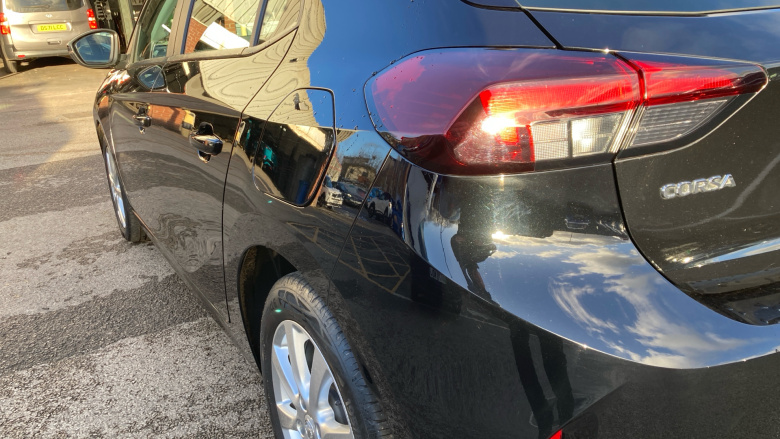 Vauxhall Corsa 1.2 Design 5dr Petrol Hatchback